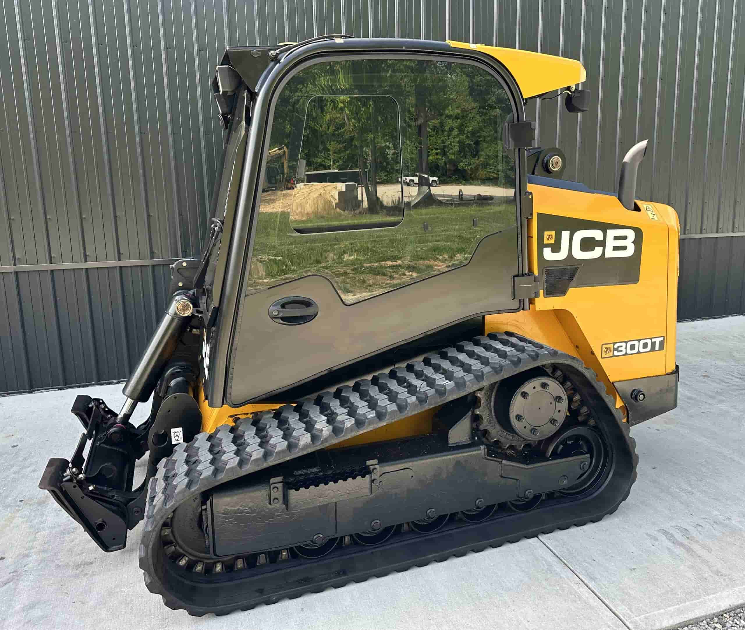 2018 JCB 300T HIGH FLOW
